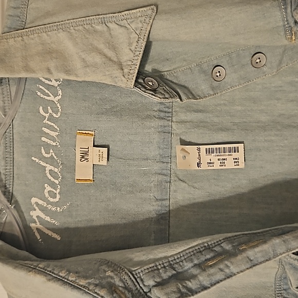 Madewell denim button up - Picture 3 of 7